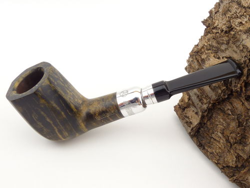 Rattray's Pipe Of The Year 2023 contrast