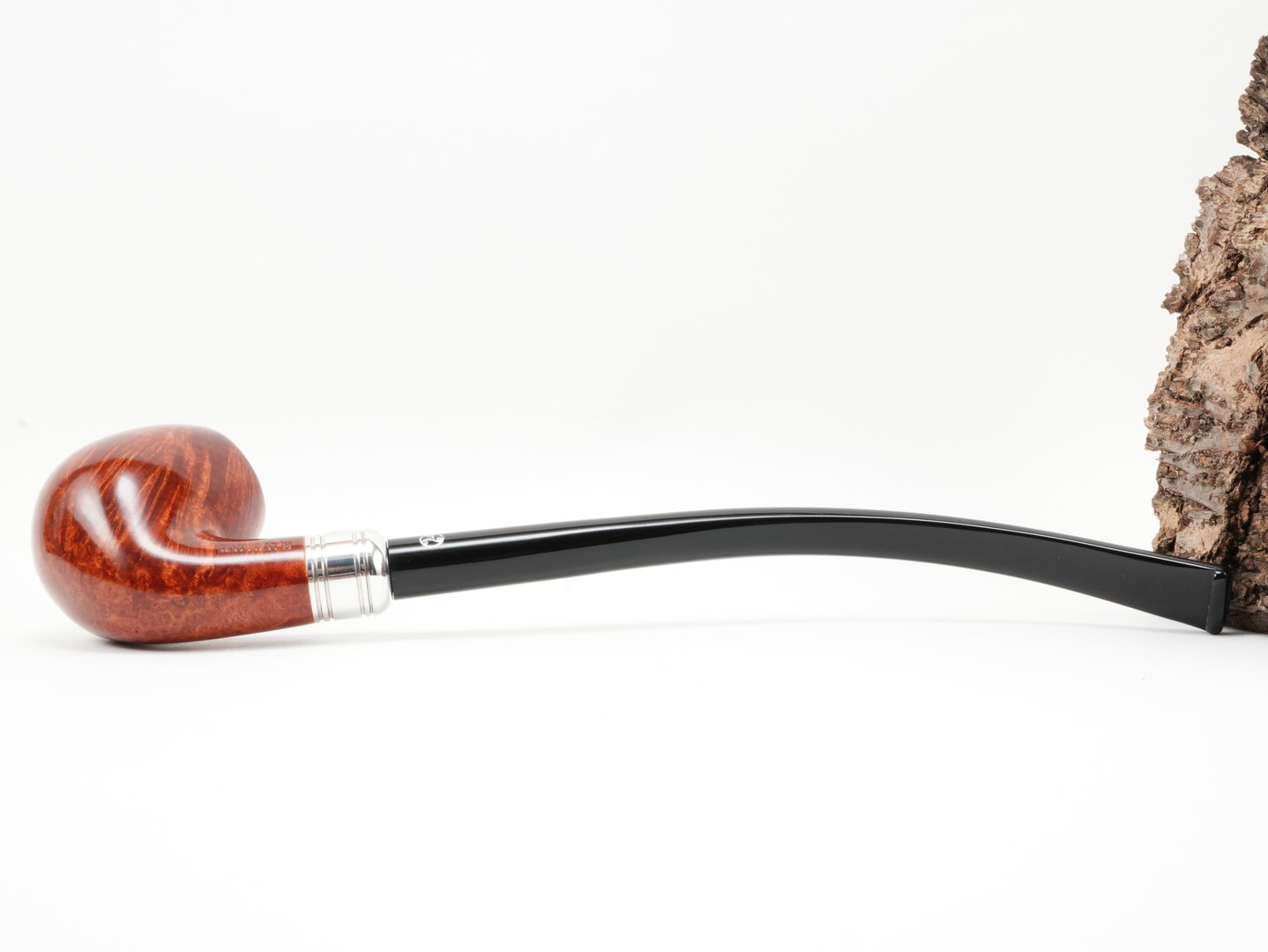 rattrays_the_bagpiper_terra_black_7_1