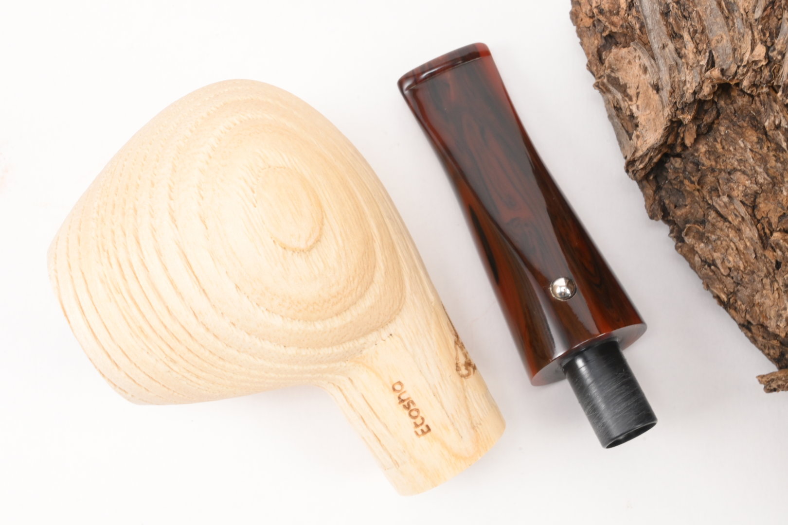 white_elephant_pipe_pfeife_etosha_5_9