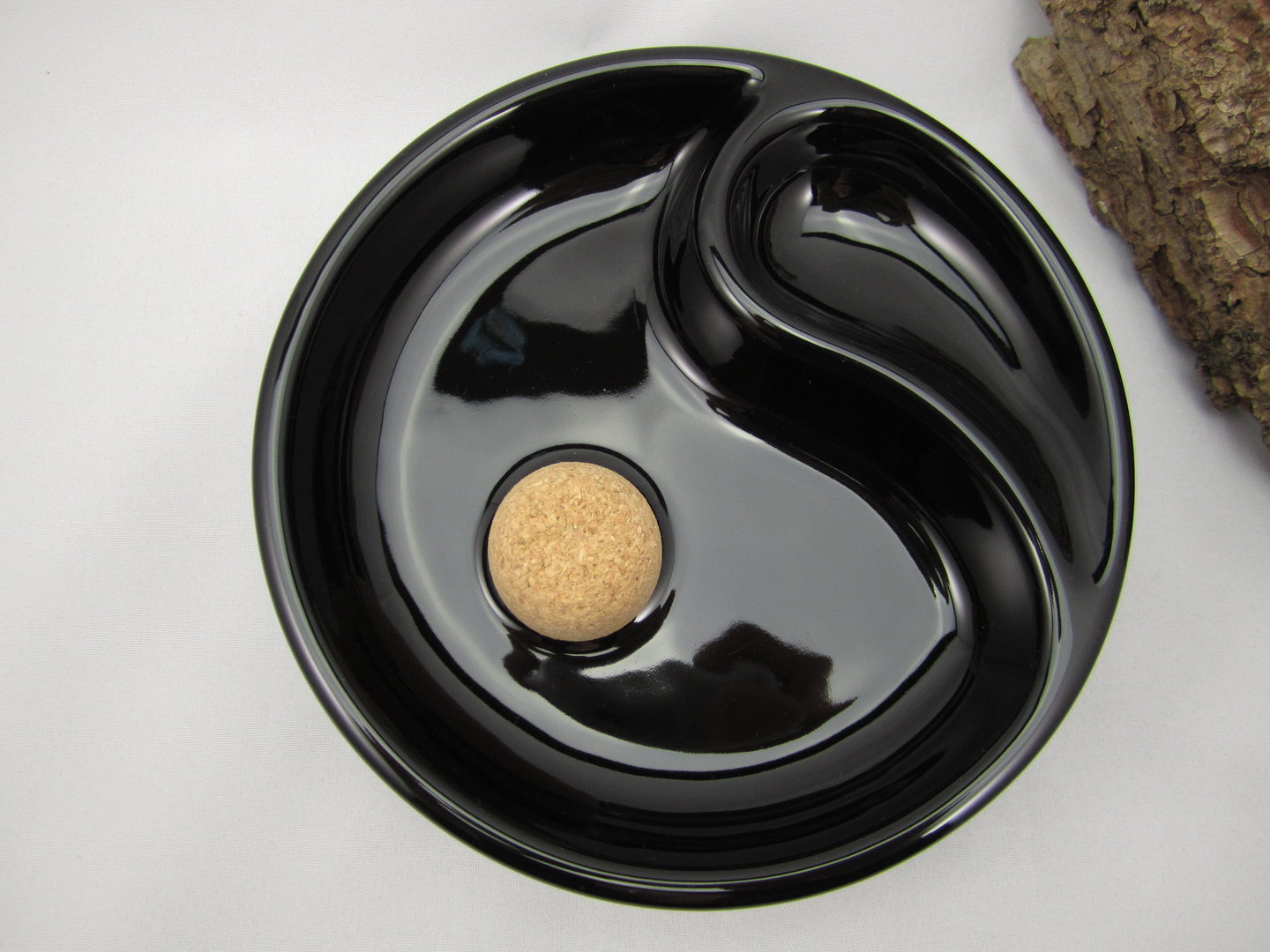 pfeifenaschenbecher_schwarz_eine_Pfeife_2