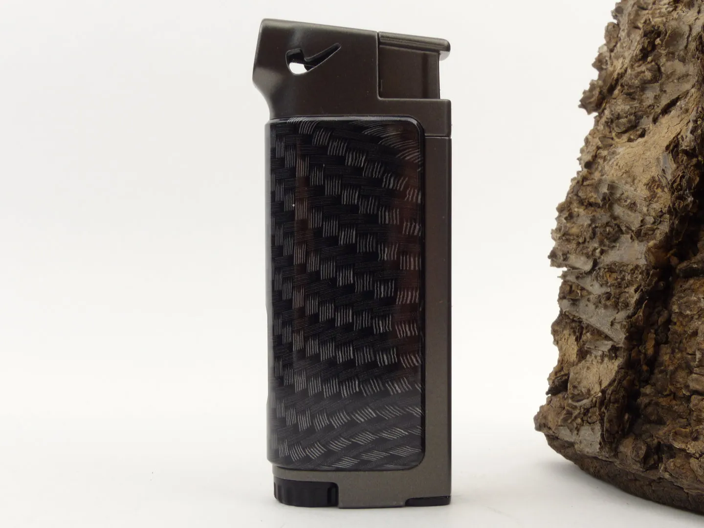 jean_claude_pfeifenfeuerzeug_dundee_carbon_1