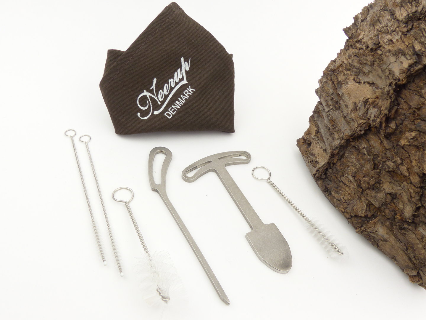 peder_jeppesen_neerup_cleaning_kit_4