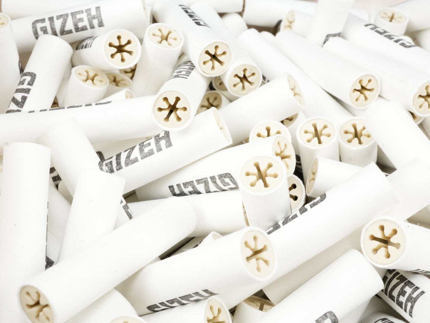 gizeh_black_filter_8mm_aktivkohle_200_3