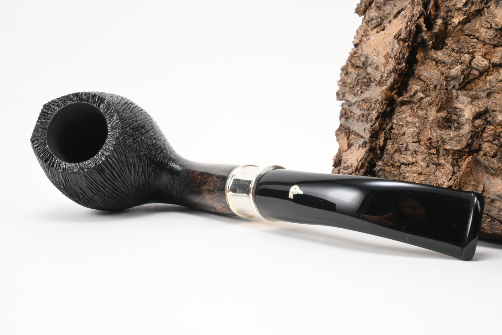 l_anatra_dalle_uova_d_oro_pipe_of_the_year_2025_brushed_5