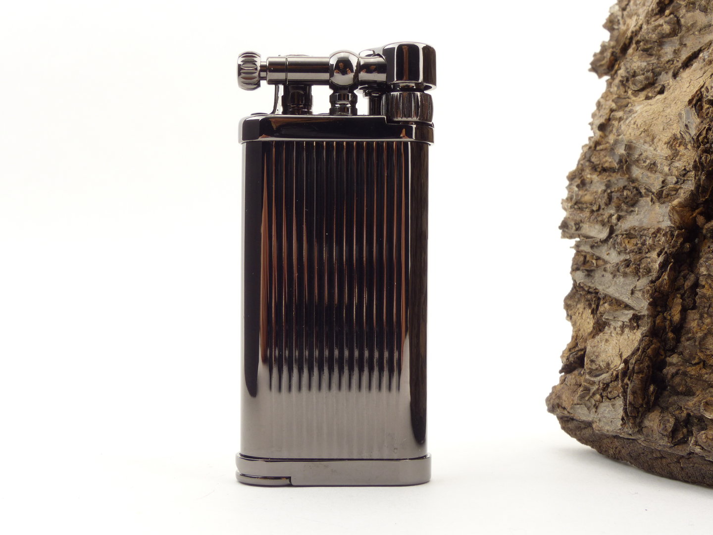 im_corona_old_boy_64-8306_1