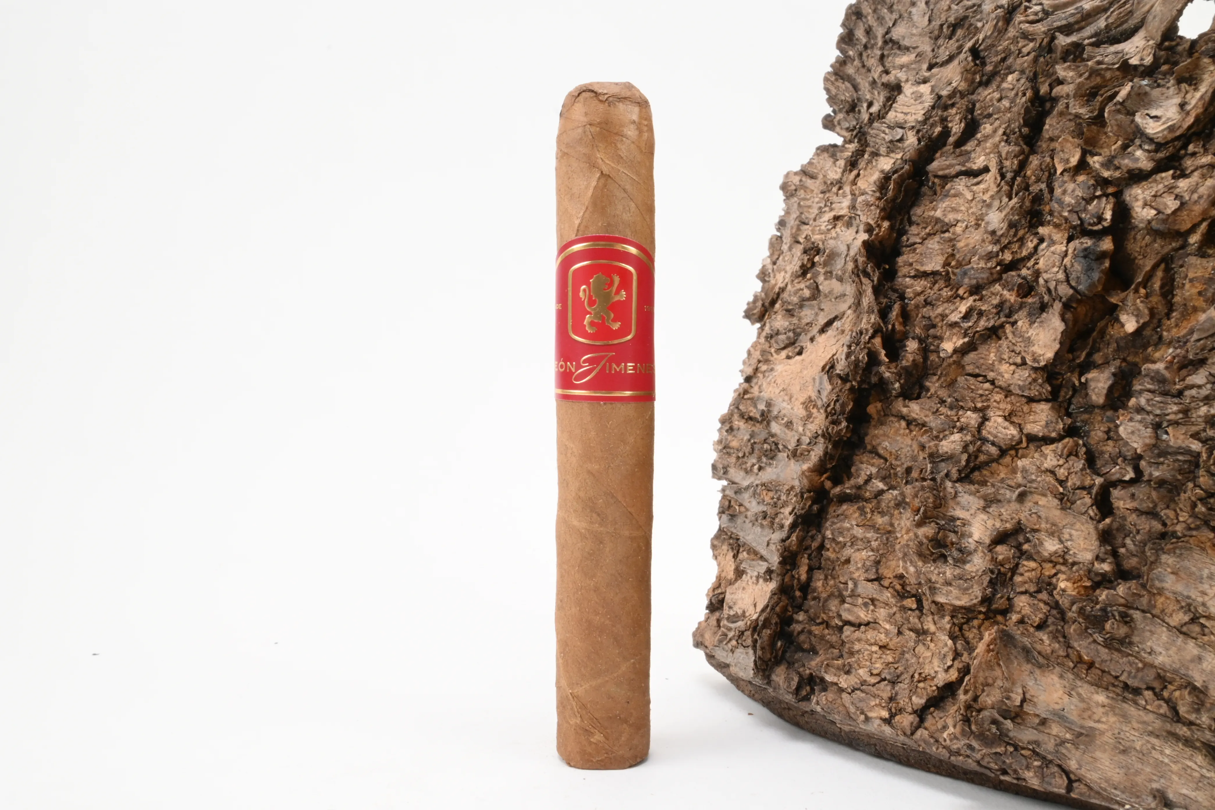 León Jimenes Petit Corona