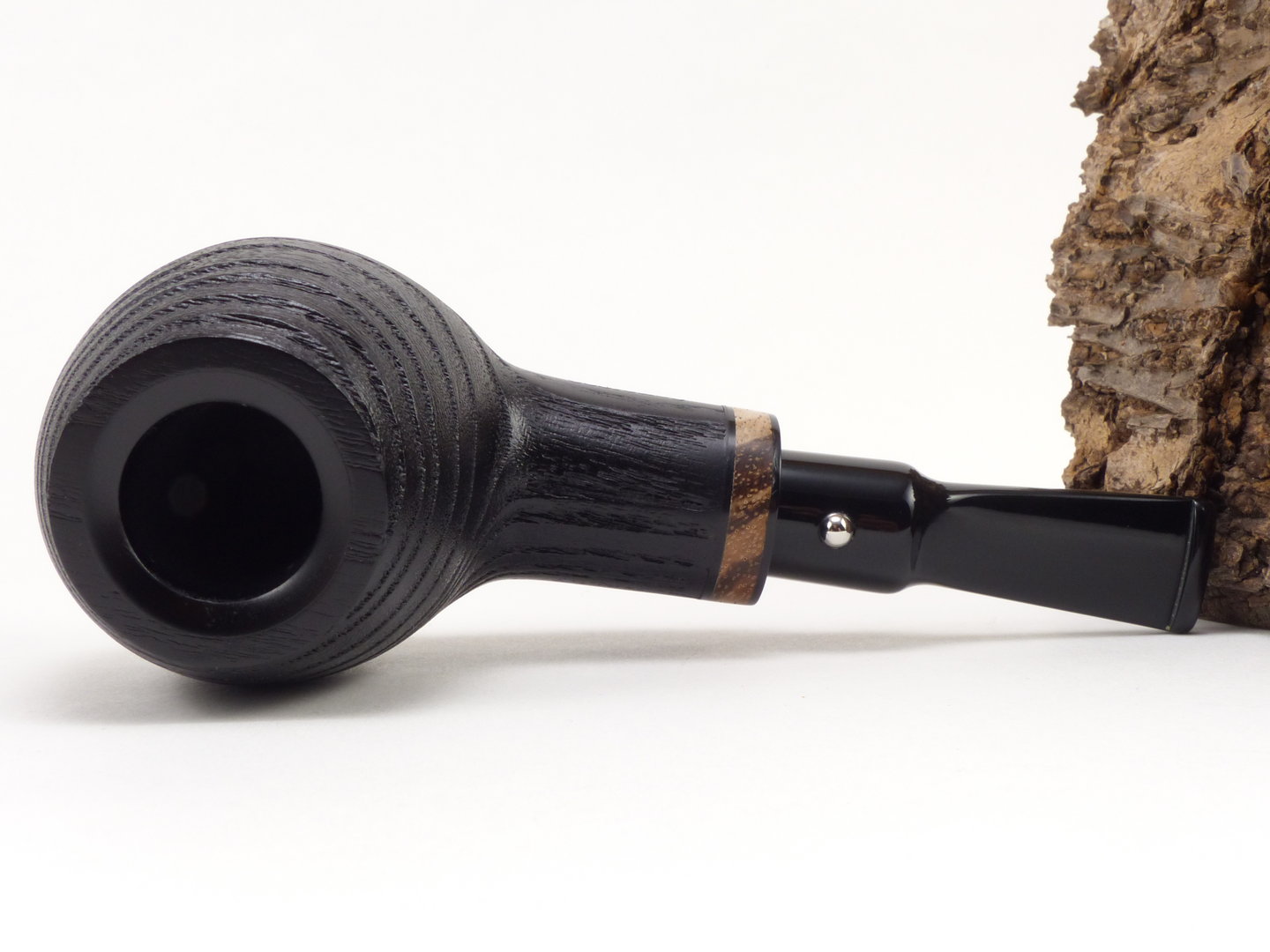 white_elephant_pipe_pfeife_cameroon_5_6