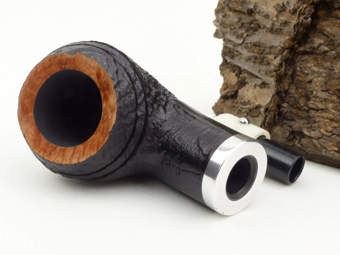 white_elephant_ebony_ivory_sand_3_8