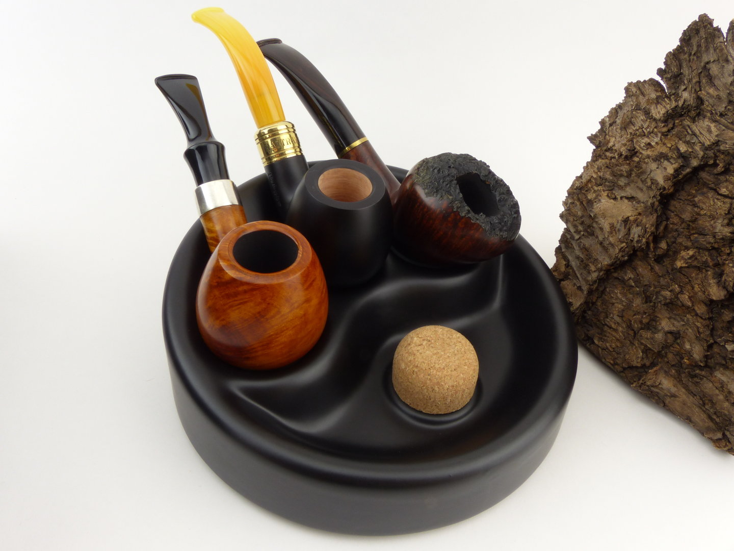 pfeifenaschenbecher_rund_schwarz_matt_3_4