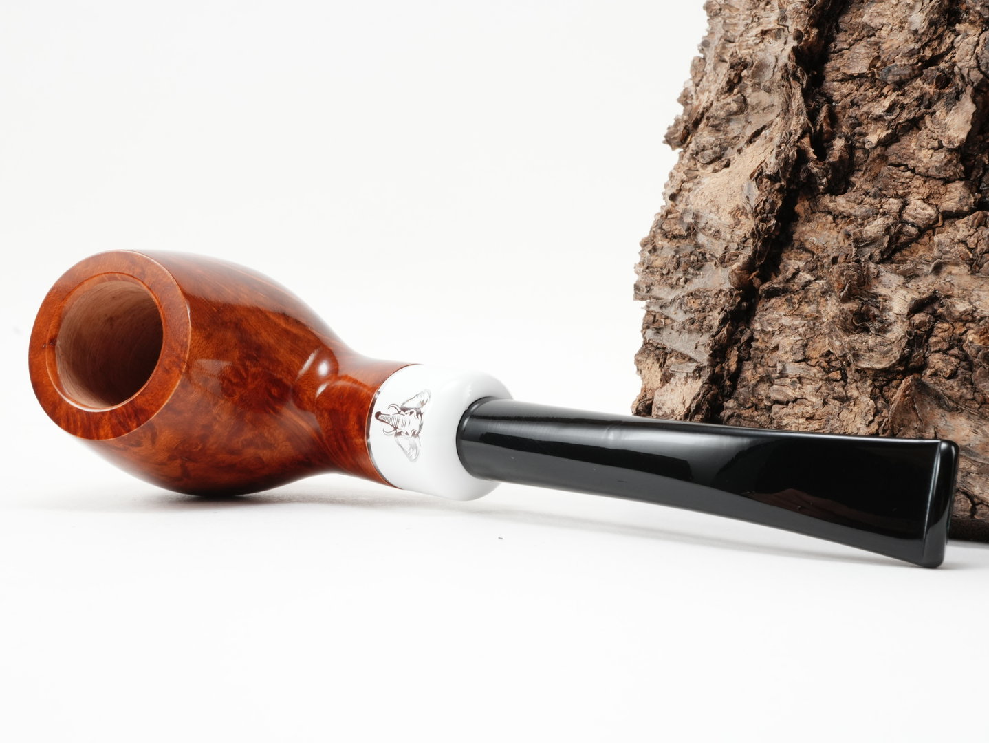 white_elephant_pipe_pfeife_kenya_terra_16_5