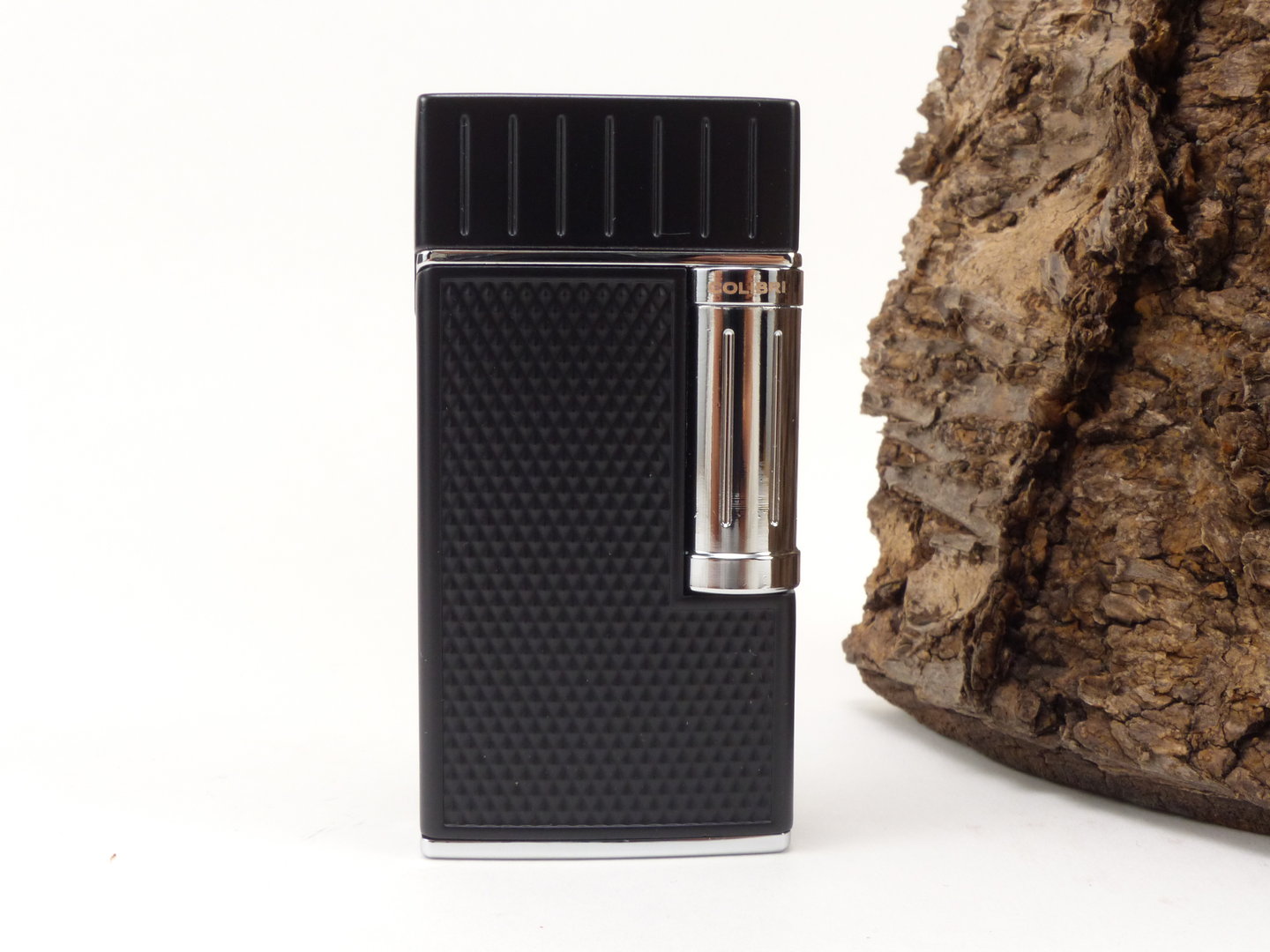 colibri_pfeifenfeuerzeug_schwarz_chrome_295501_1