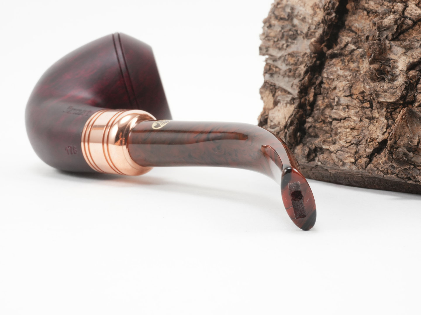 rattrays_yule_2025_red_4