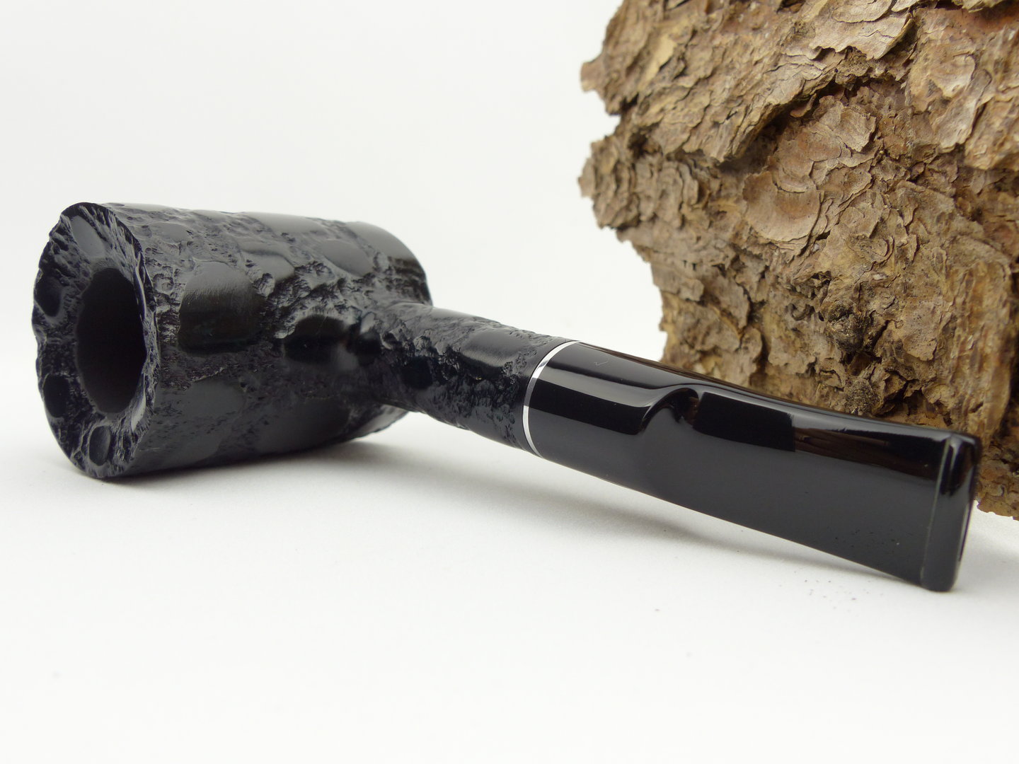 savinelli_alligator_black_311_5