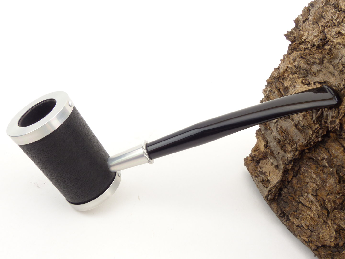 Tsuge_Metal_Tankard_Leather_Black_1