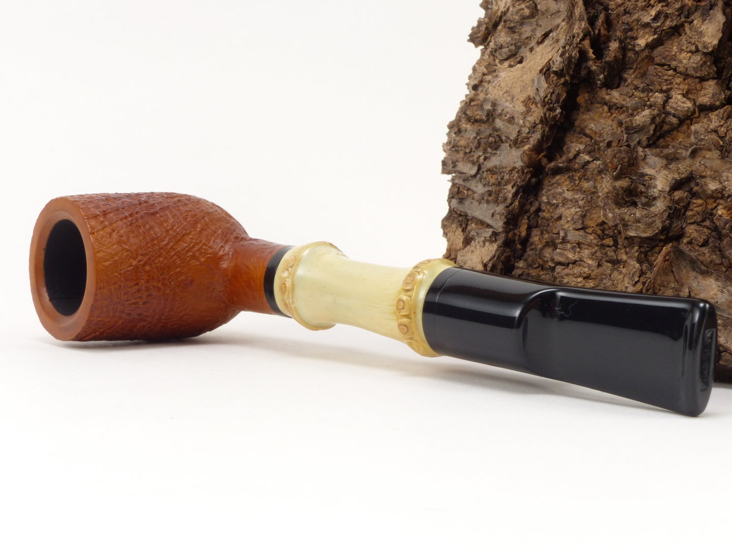 rattrays_bamboo_billiard_sand_light_filter_5