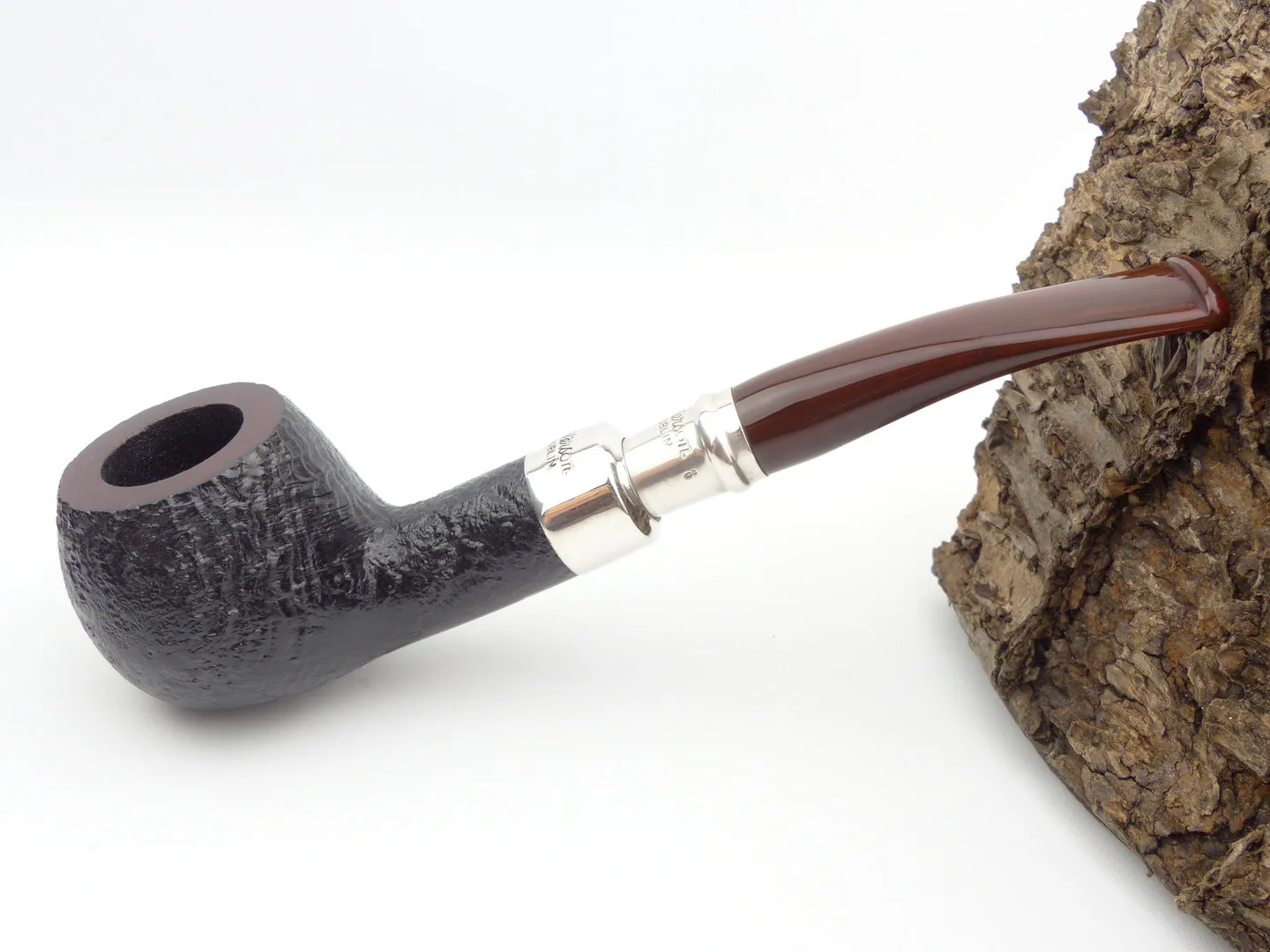 Peterson Pfeife Newgrange 408