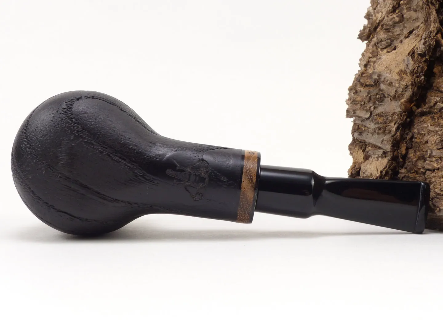 white_elephant_pipe_pfeife_cameroon_6_7