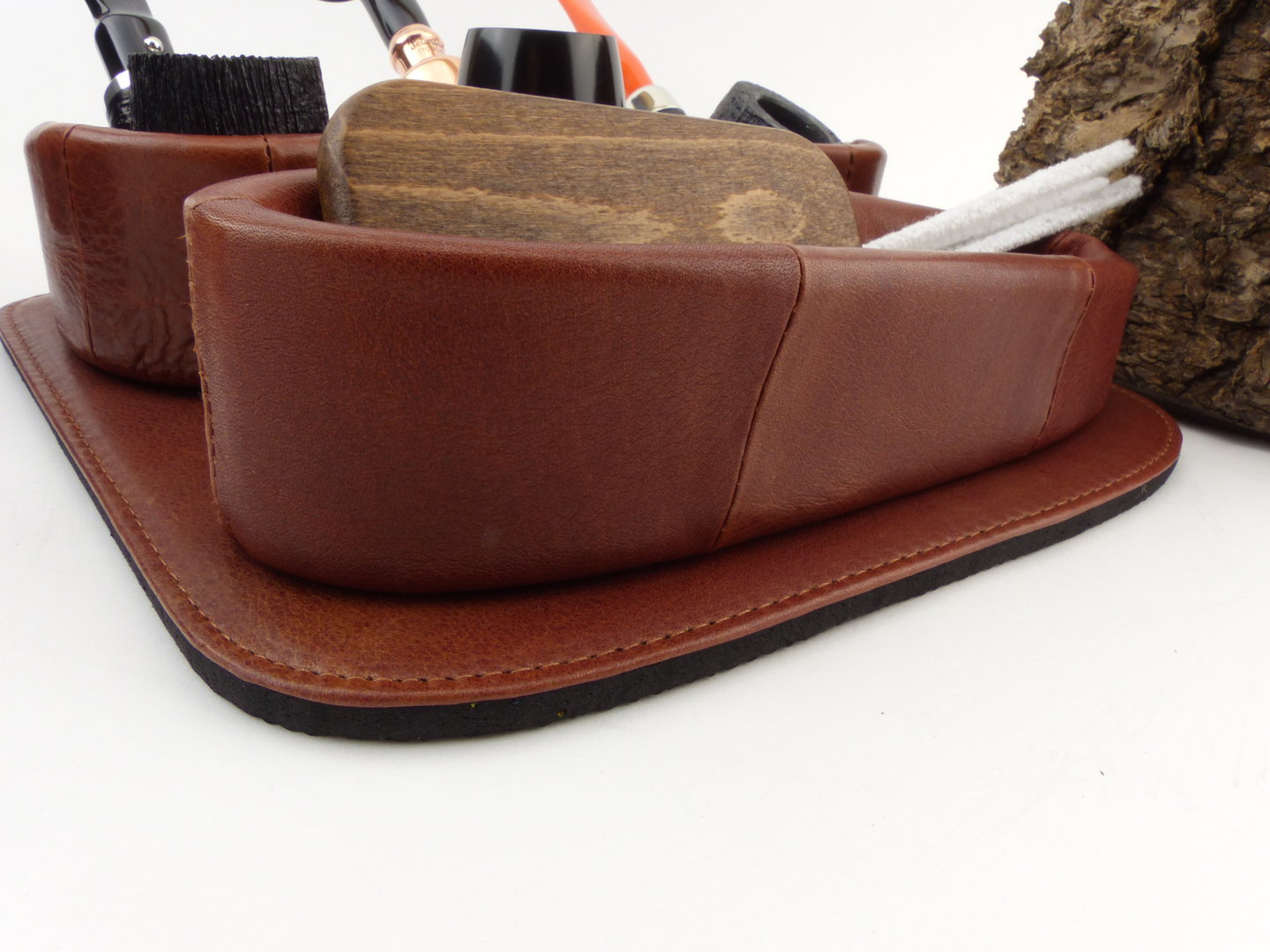 pfeifenstaender_leder_553233_4