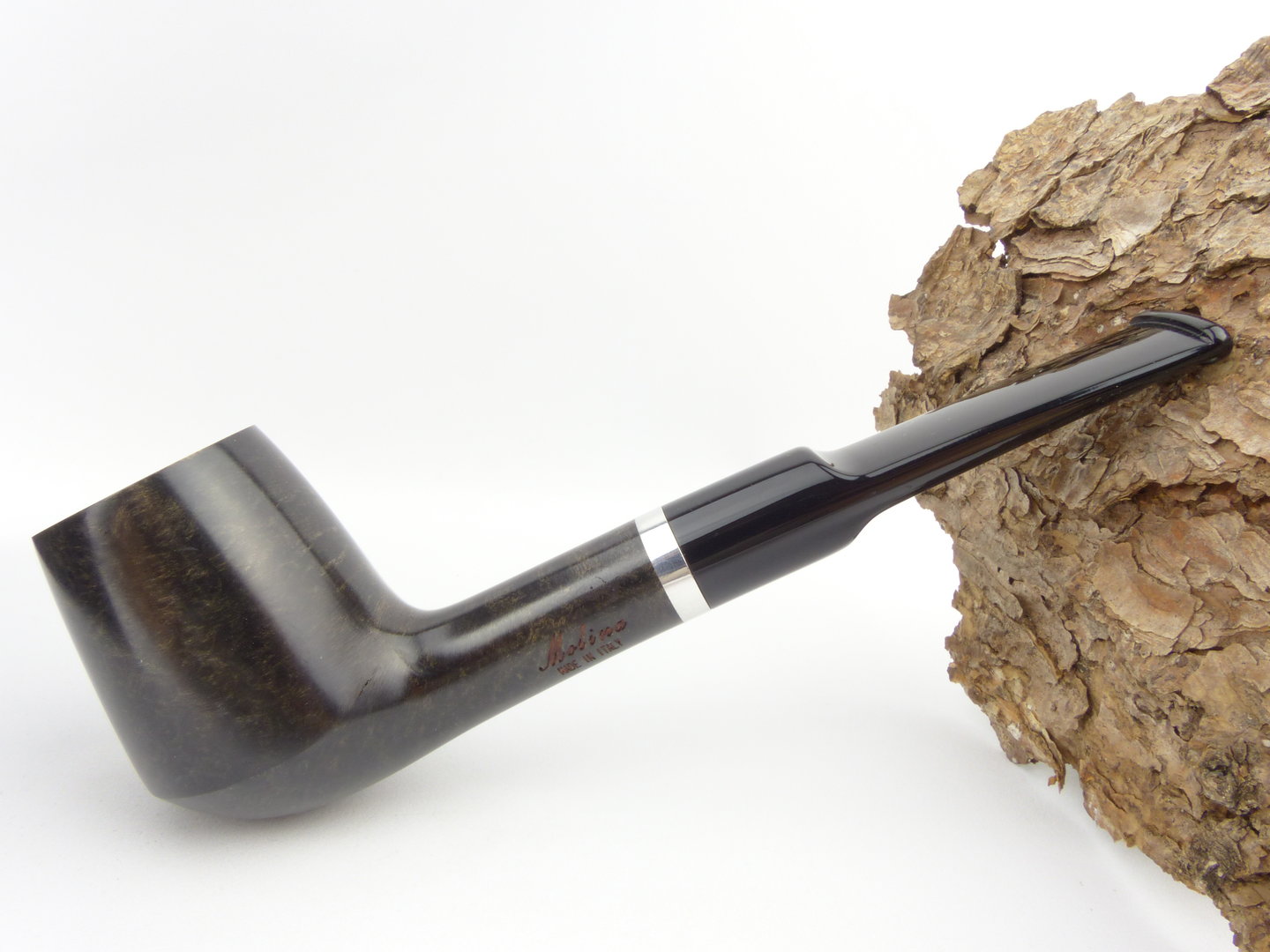 molina_barasso_pfeife_grau_1_2