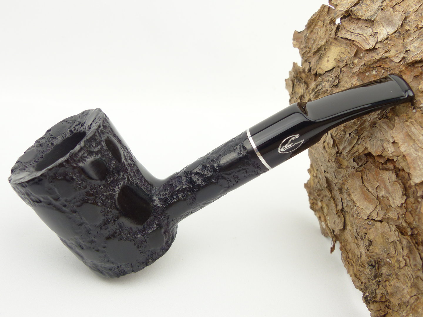 savinelli_alligator_black_311_1