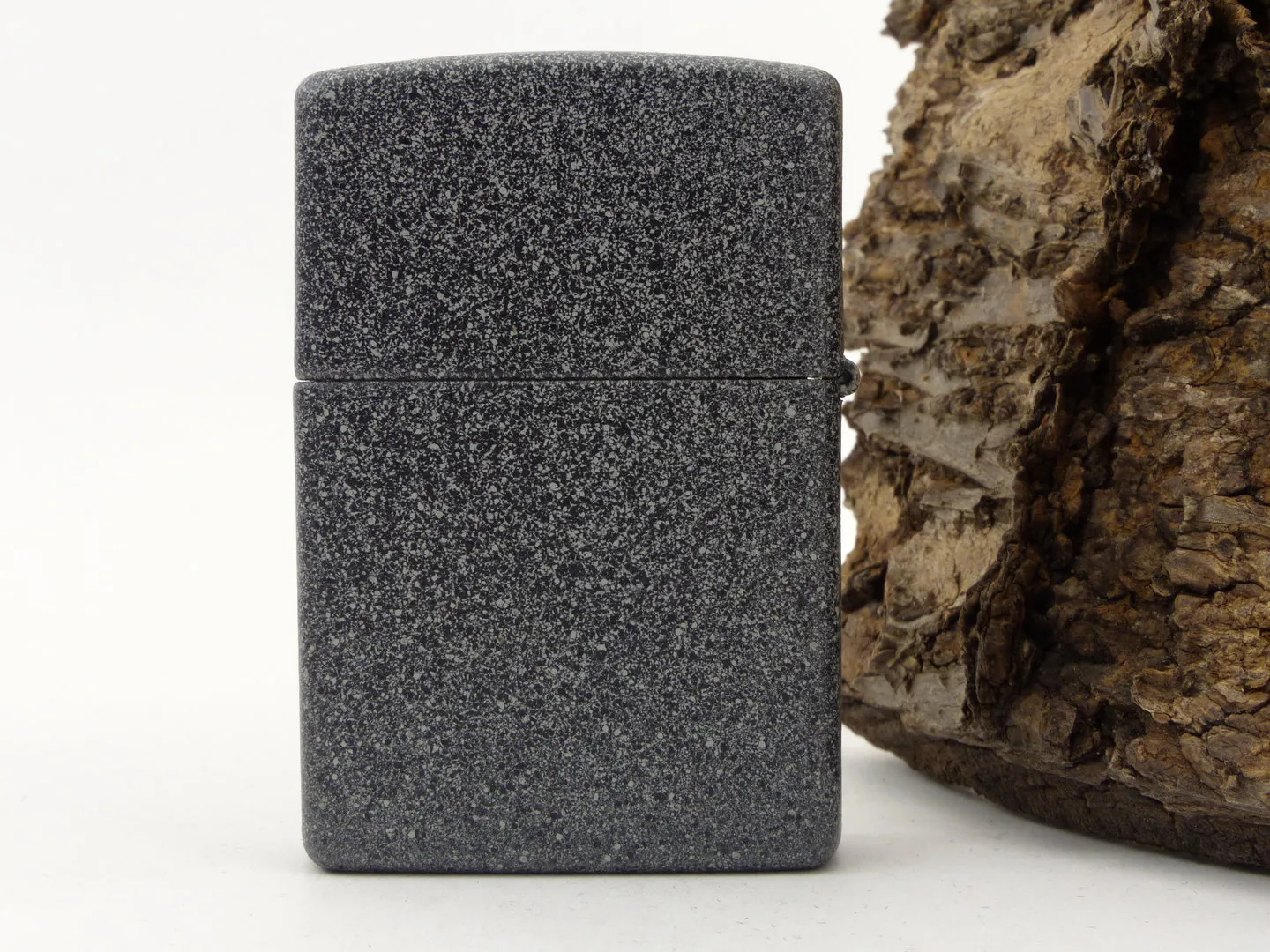 zippo_feuerzeug_iron_stone_60001272_3