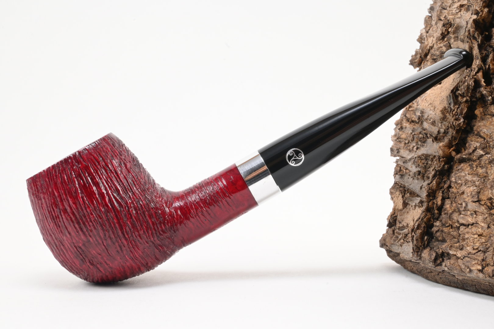 rattrays_the_witch_brush_red_201_2