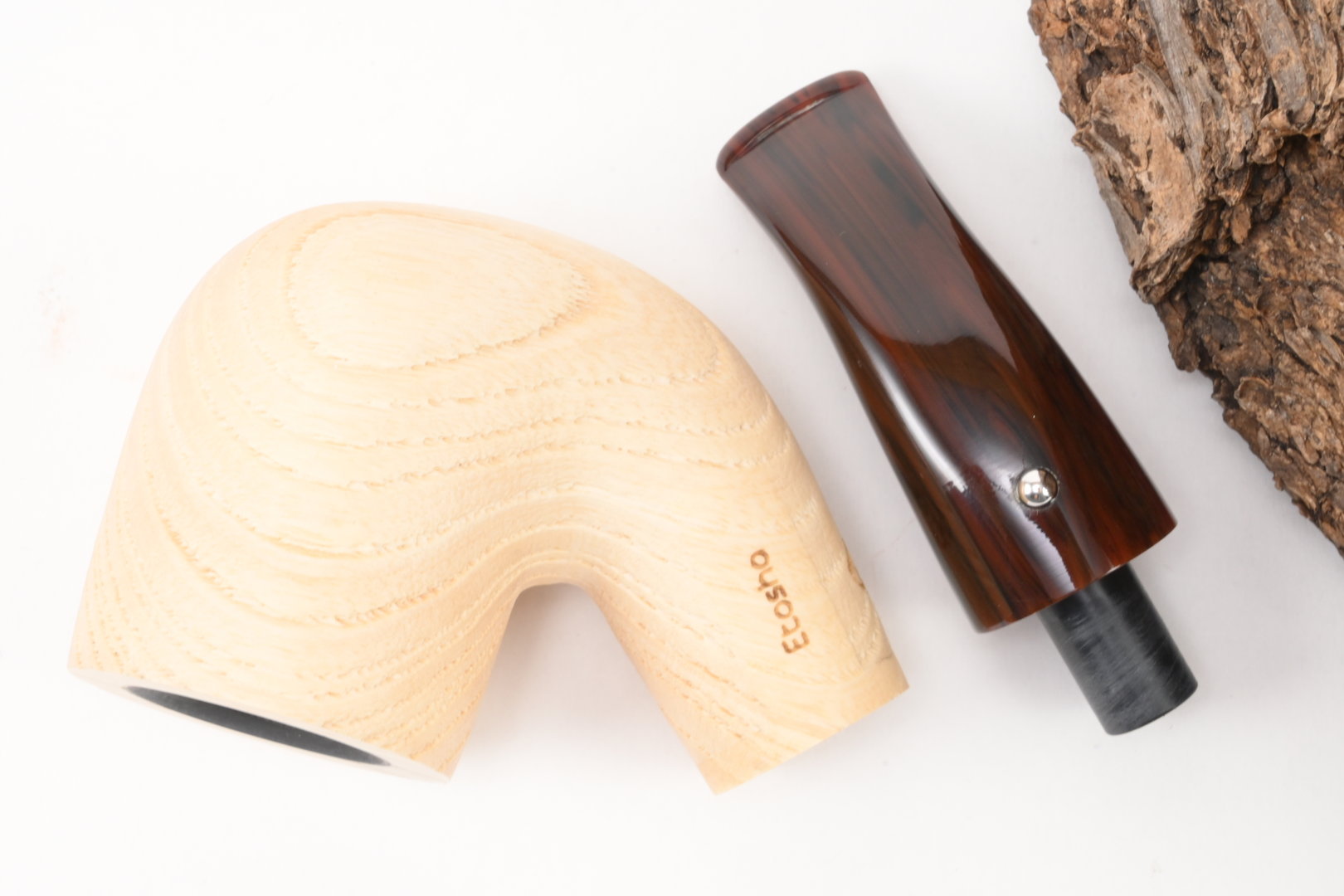 white_elephant_pipe_pfeife_etosha_4_9