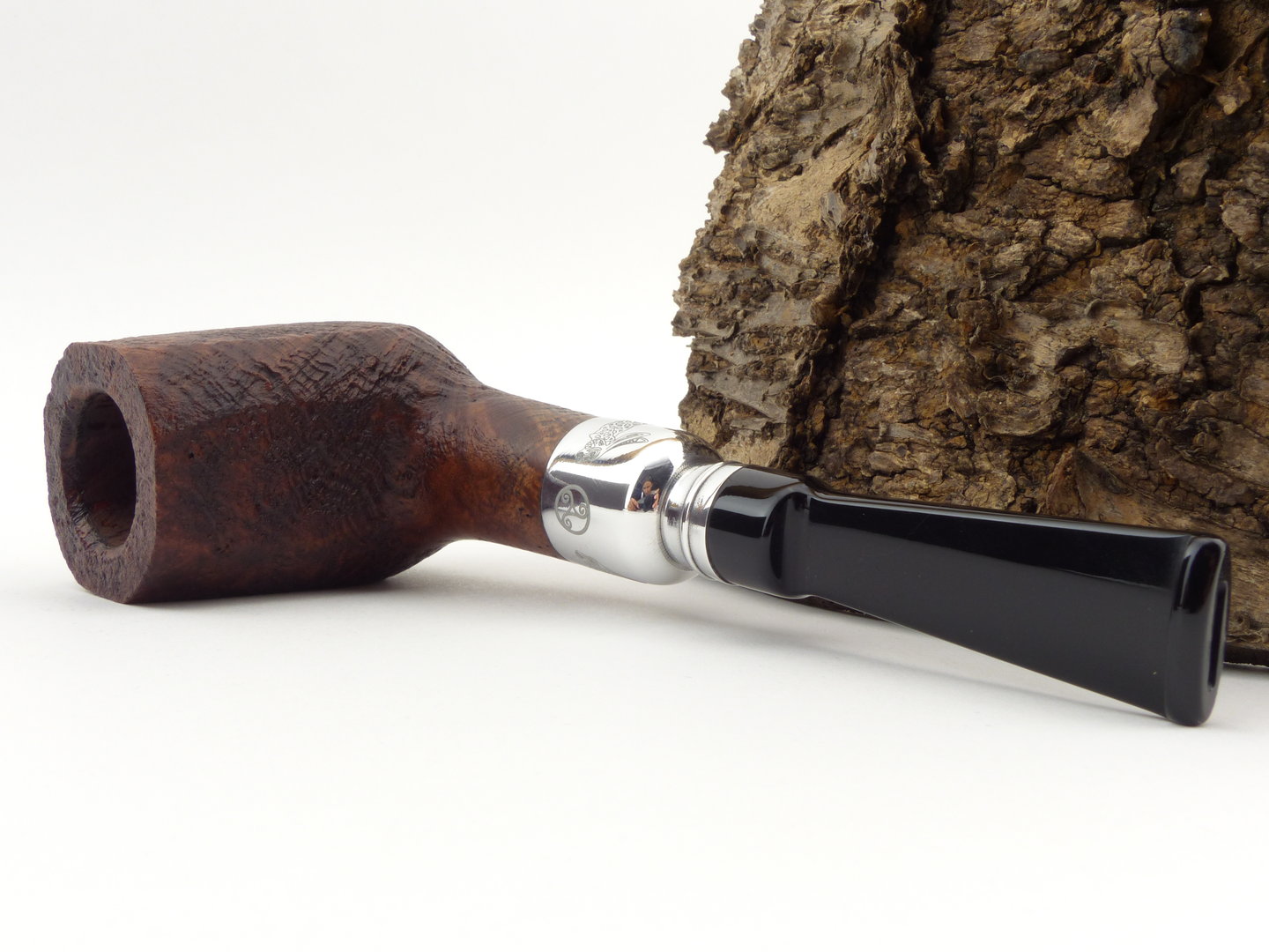 Rattrays_pipe_of_the_year_Jahrespfeife_2023_sand_brown_5