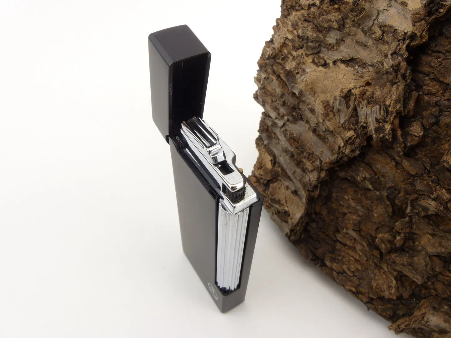 rattrays_grand_pfeifenfeuerzeug_black_matt_12