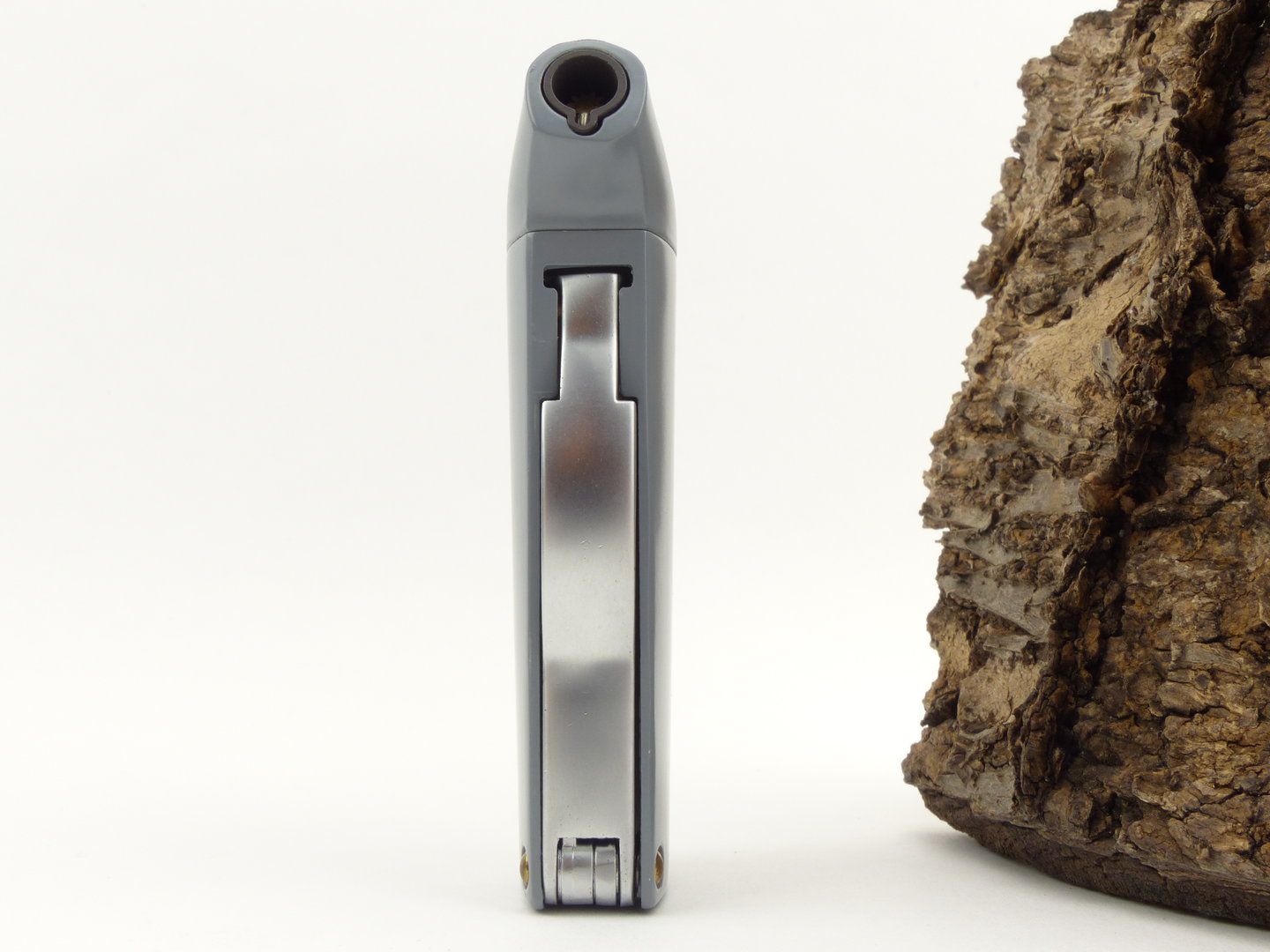 brebbia_pfeifenfeuerzeug_grau_4