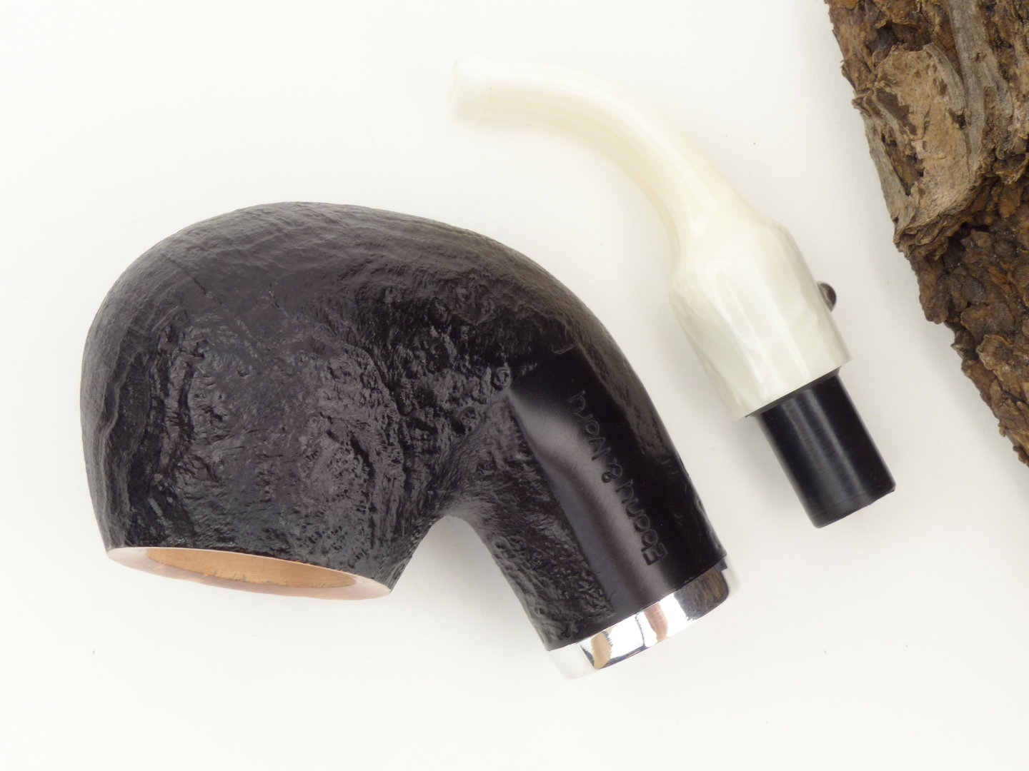 white_elephant_ebony_ivory_sand_1_9