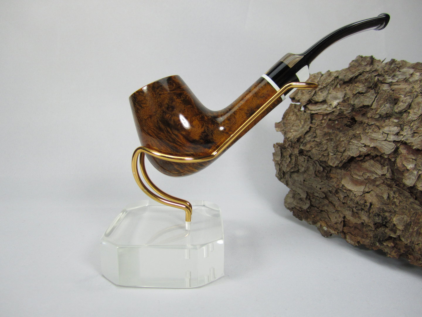 pfeifenstaender_transparent_1