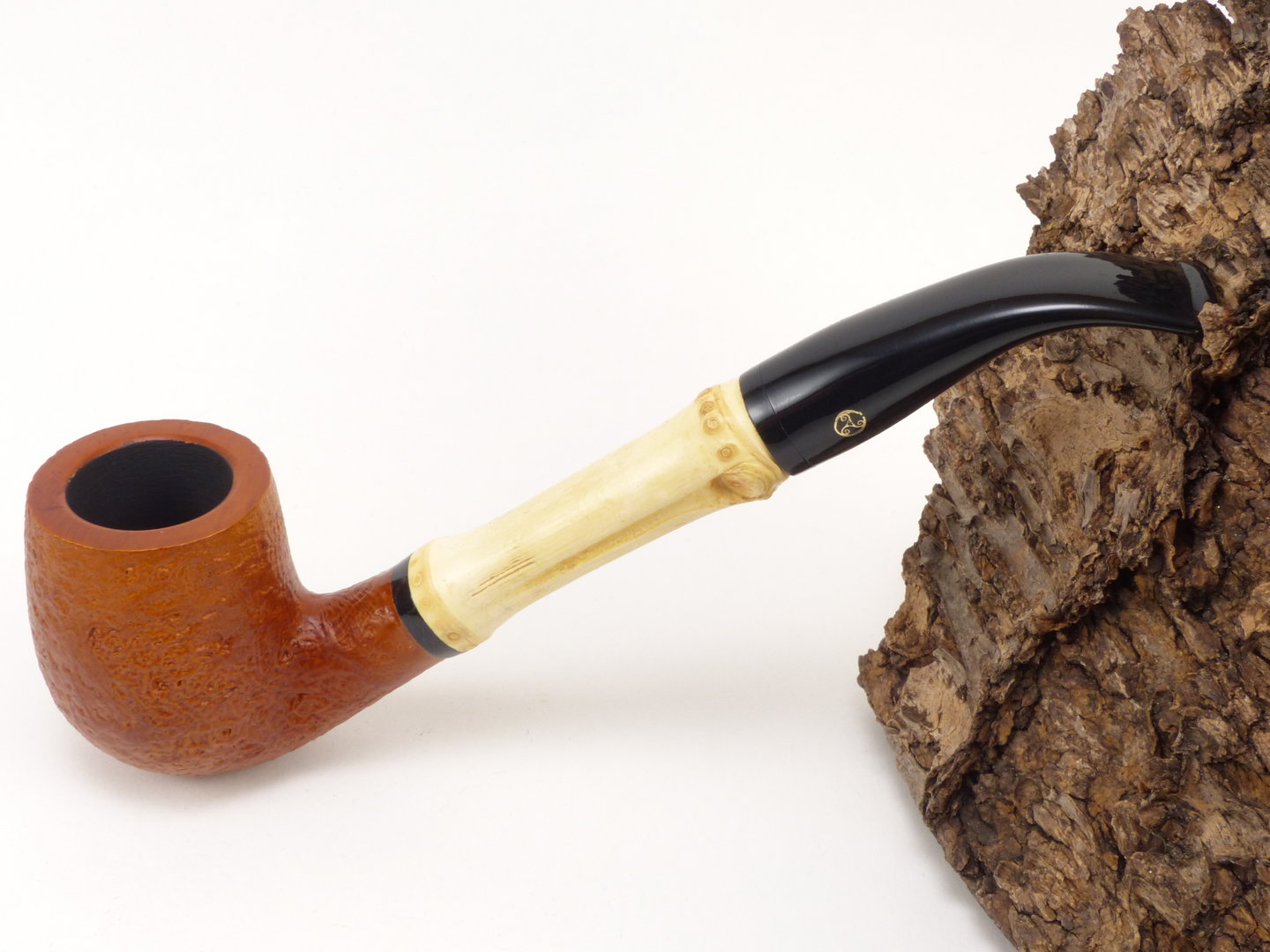 rattrays_bamboo_bent_sand_light_filter_1