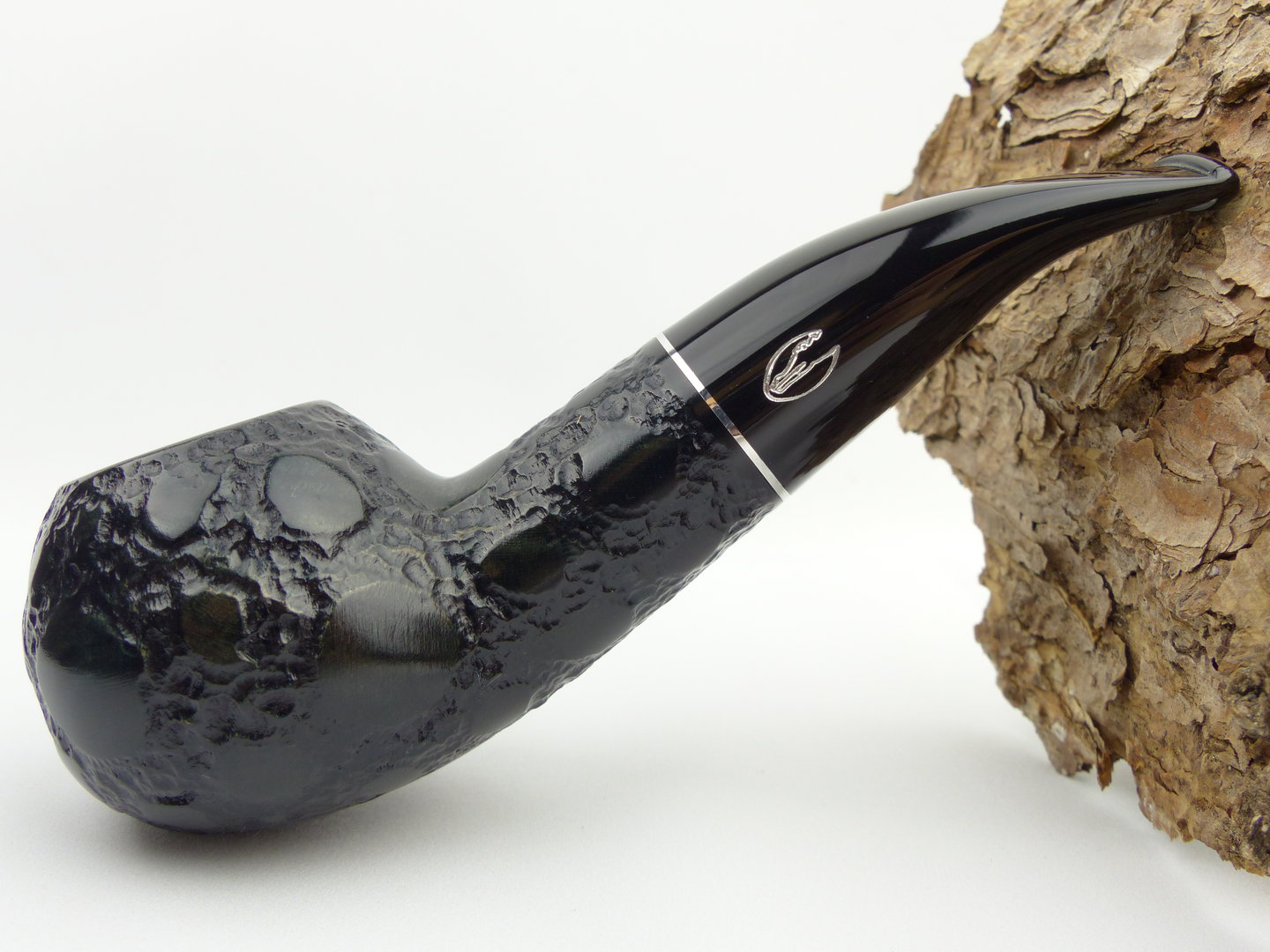 savinelli_alligator_black_320_2
