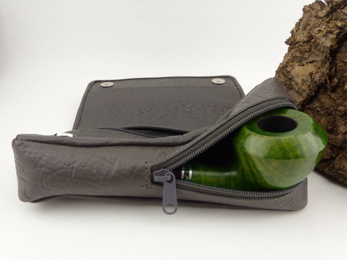 white_elephant_pfeifentasche_loxo_cp1_11