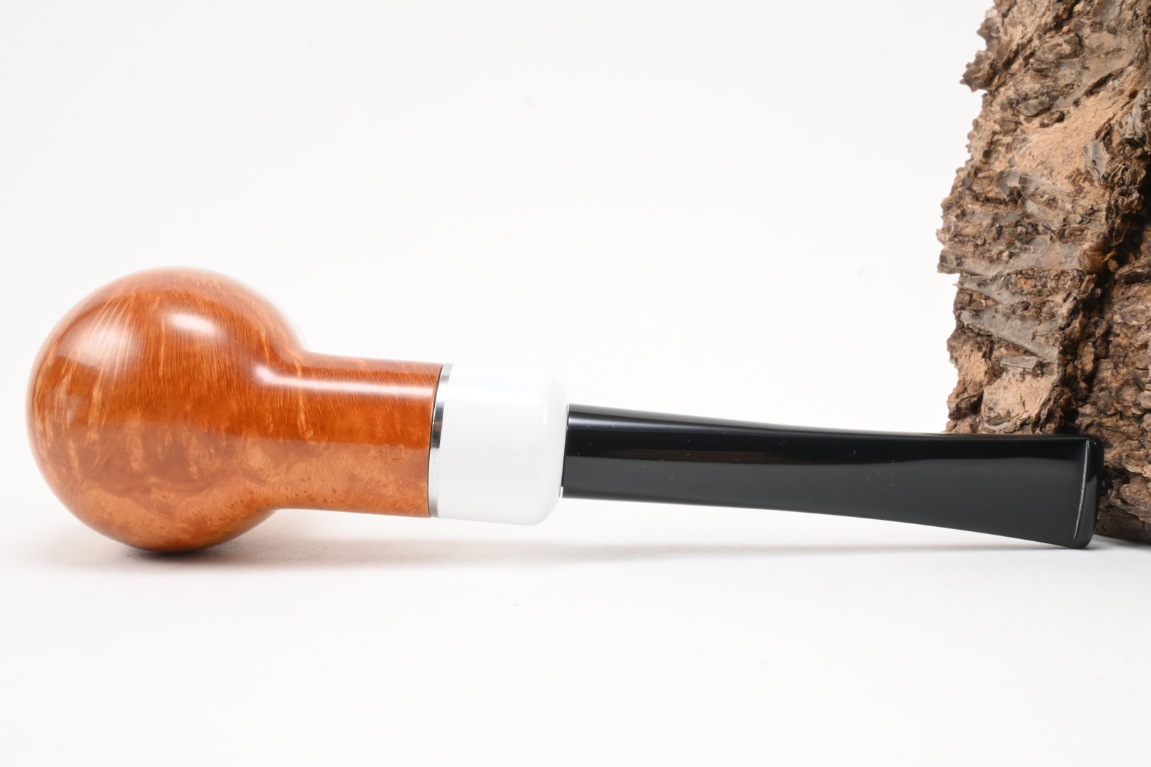 white_elephant_pipe_pfeife_kenya_light_14_7