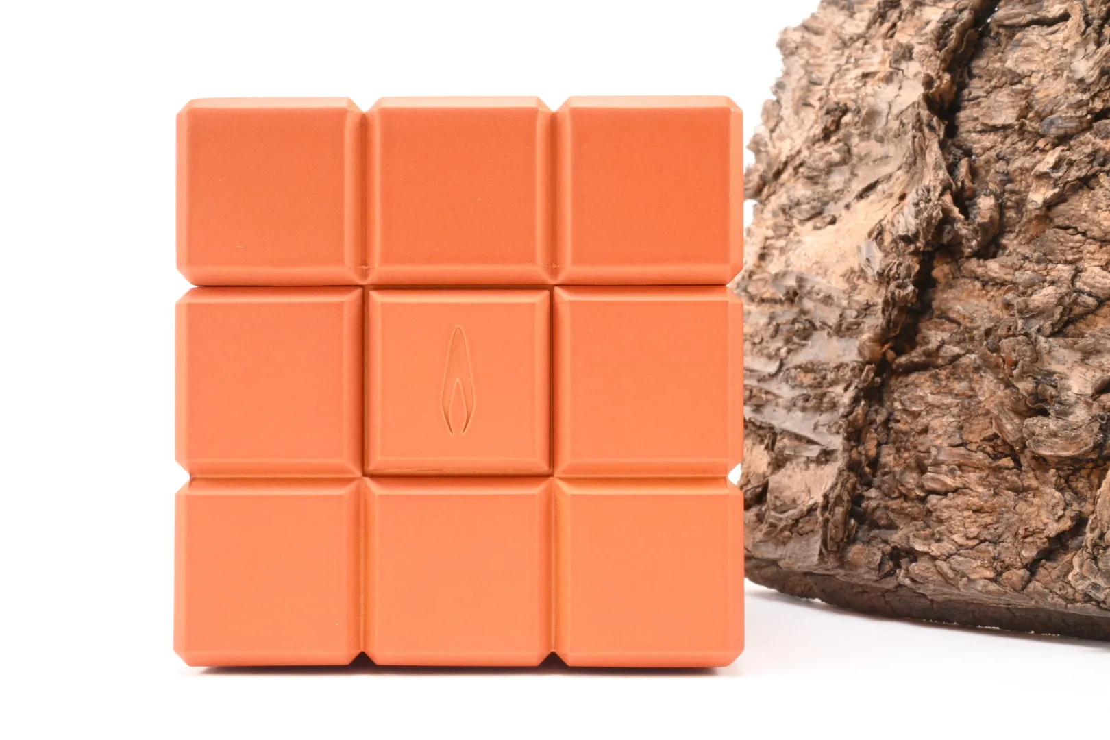 Colibri_Tischfeuerzeug_Heritage_Cube_Orange_2