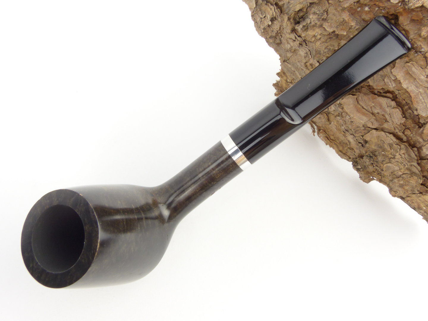 molina_barasso_pfeife_grau_1_3