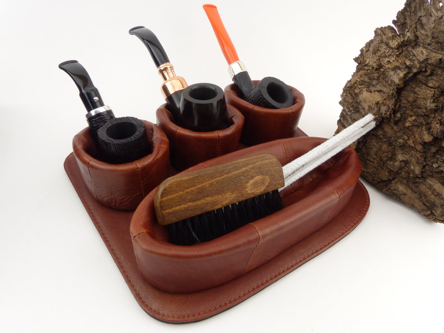 pfeifenstaender_leder_553233_3