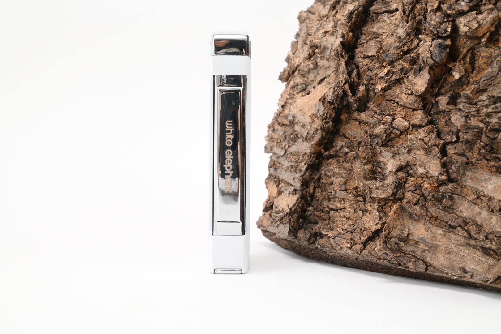 white_elephant_pipe_lighter_pro_bo_white_2