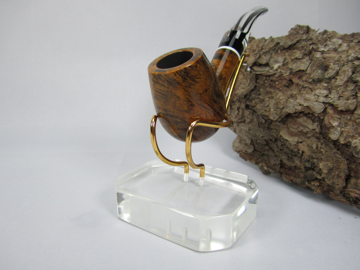 pfeifenstaender_transparent_2