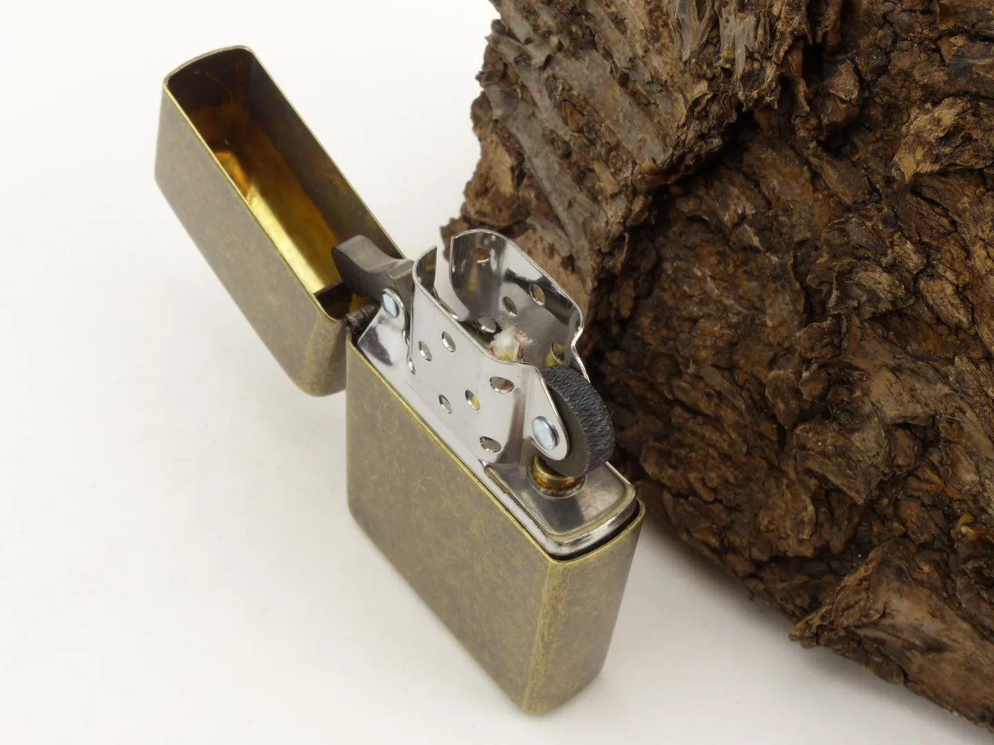 zippo_feuerzeug_messing_antik_60001567_6