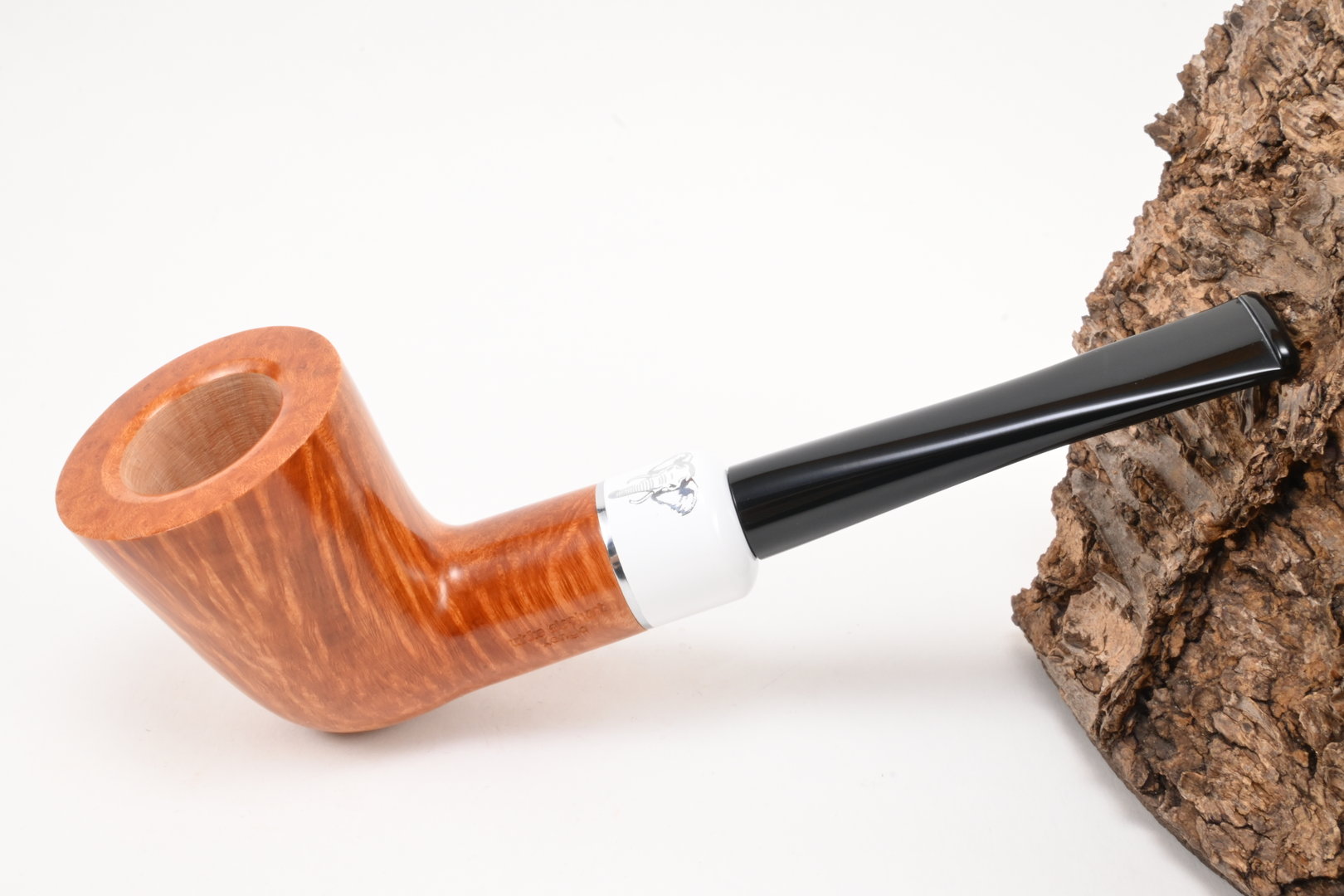 white_elephant_pipe_pfeife_kenya_light_13_1