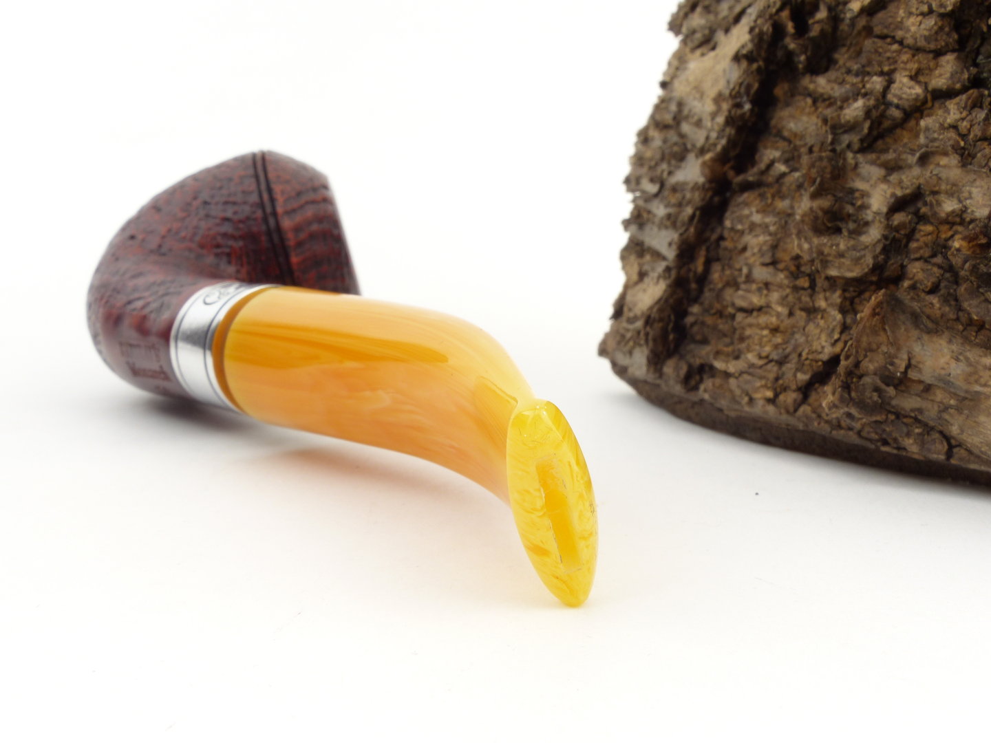 rattrays_monarch_178_sand_4