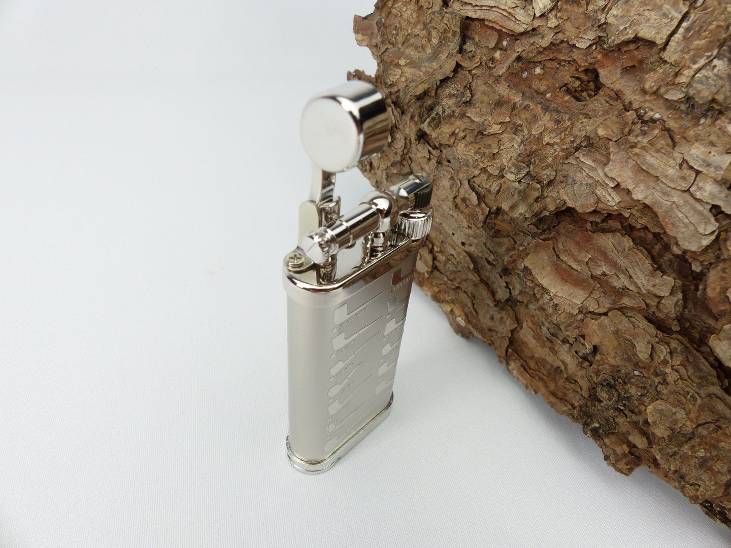 im_corona_64-6415_old_boy_5