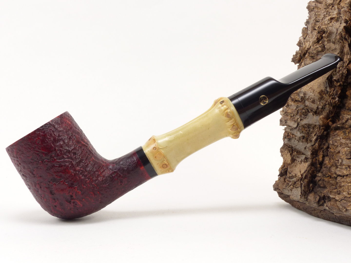 rattrays_bamboo_billiard_sand_red_filter_2