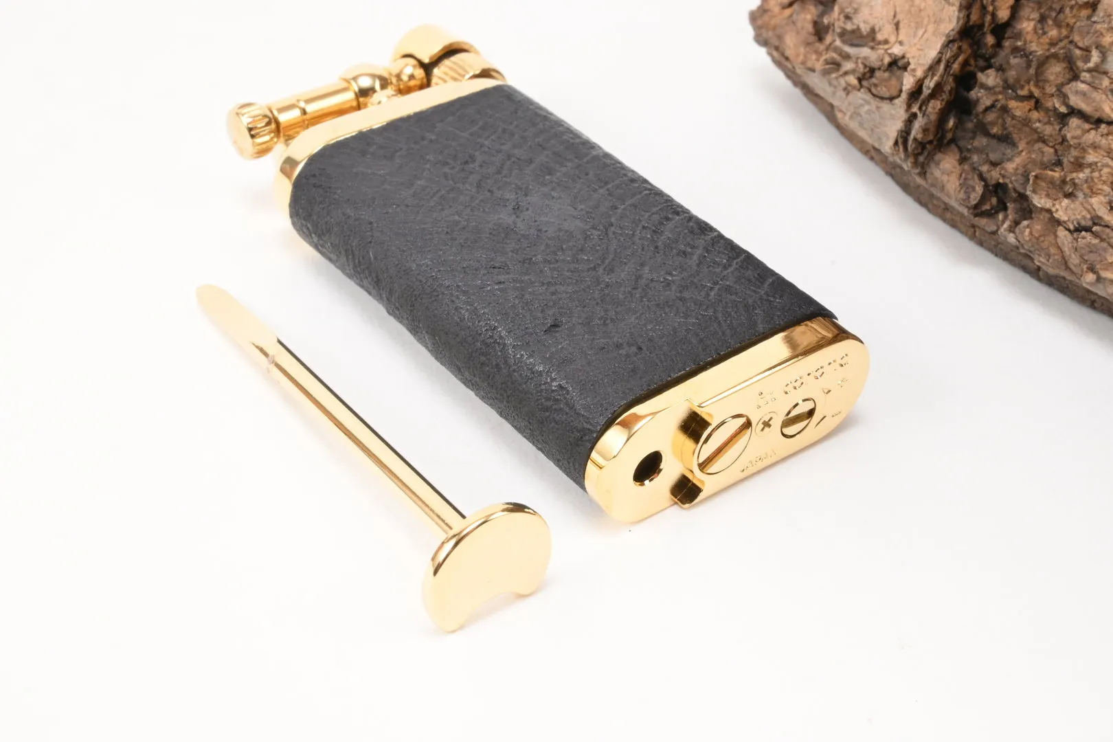 im_corona_64-5003_old_boy_pipe_lighter_7