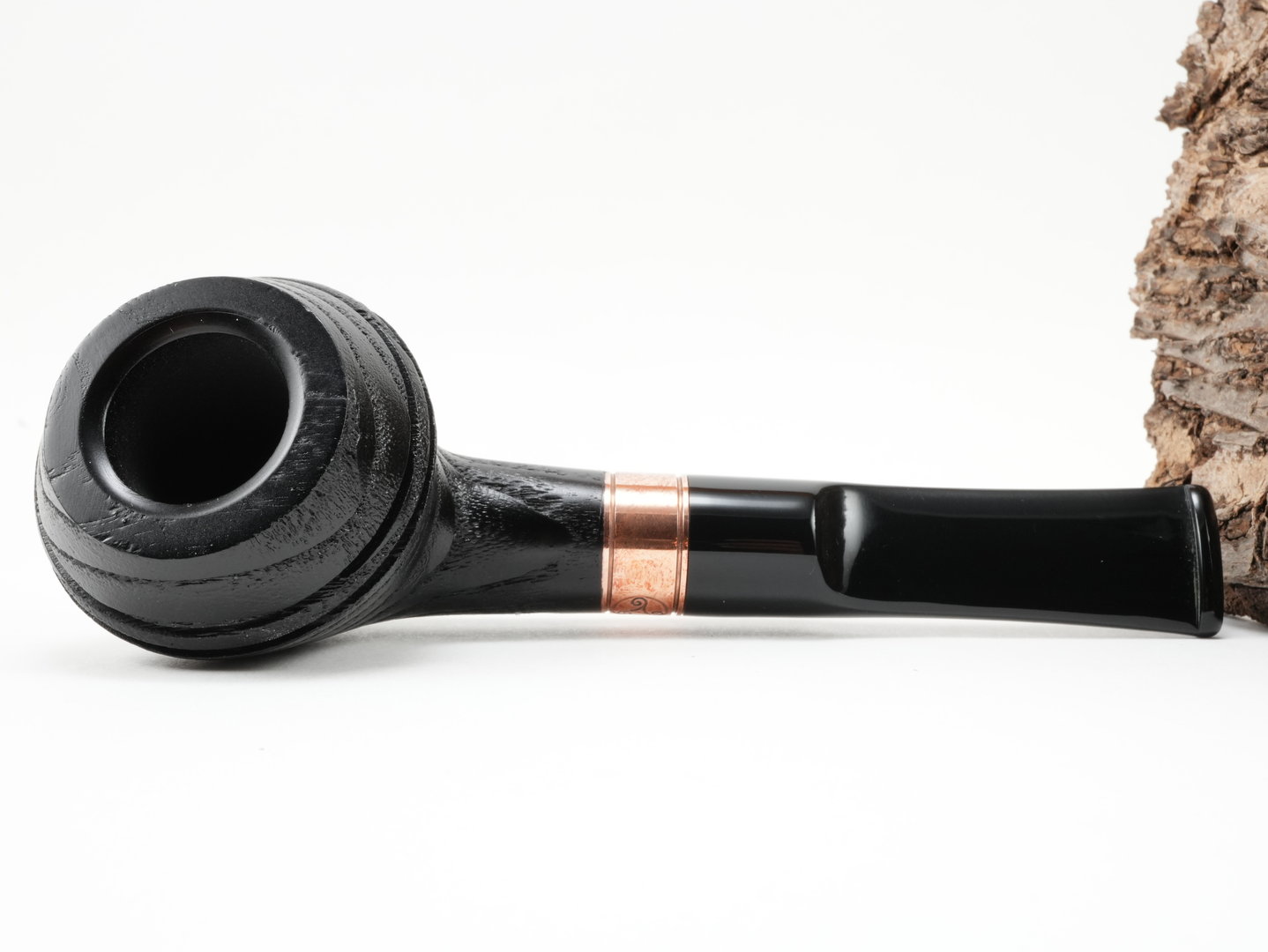 rattrays_distillery_129_G_black_6