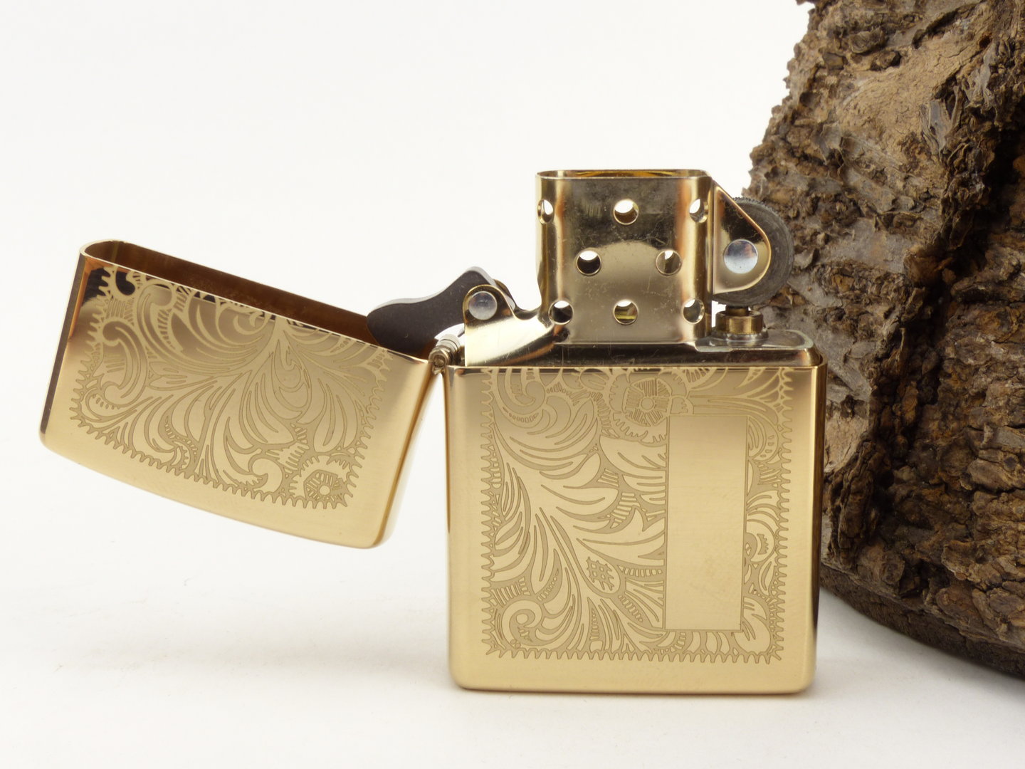 zippo_feuerzeug_venetian_brass_60000814_2