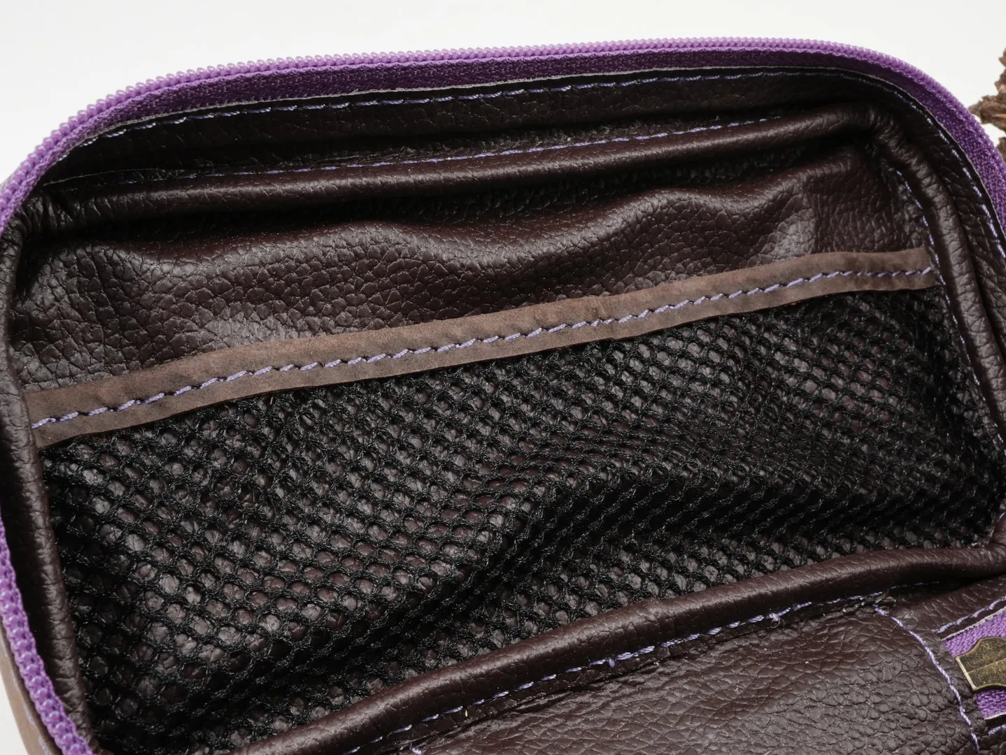P. Jeppesen Pfeifentasche violett 1-2 Pfeifen von Jeppesen Neerup – Produktbild 7